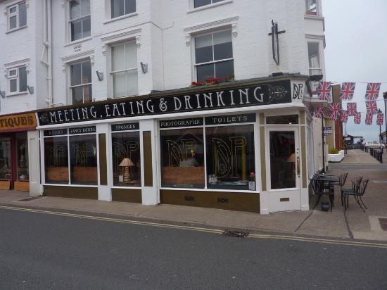 DP's Bar