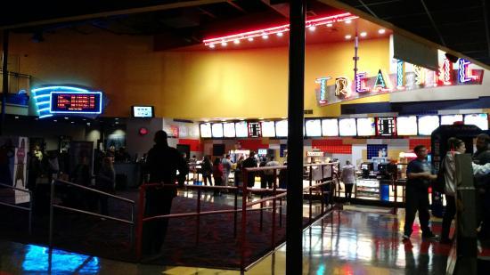 Regal Northstar Stadium 14 Theaters