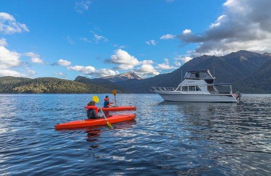Manapouri Lake Cruises