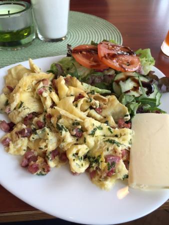Lausfehl Cafe & Bar