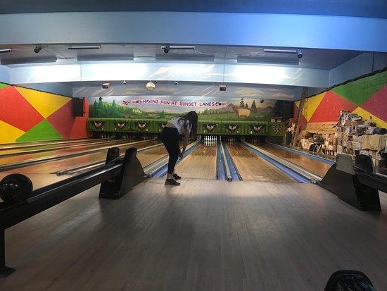 Sunset Lanes