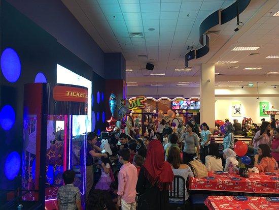Chuck E Cheese