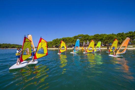 Windsurfing Centar Pomer