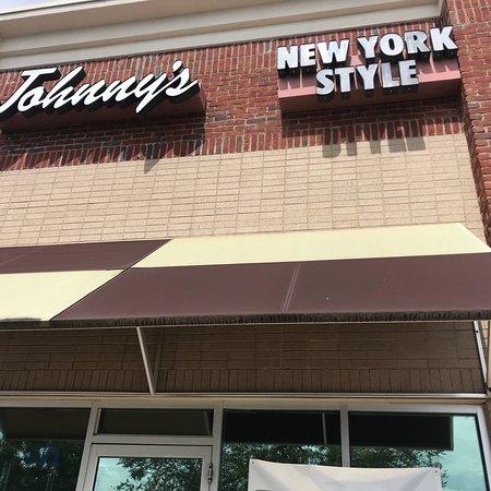 Johnny's New York Style Pizza