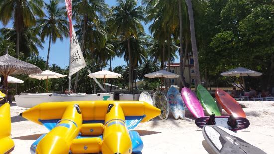 Maldivian surf club
