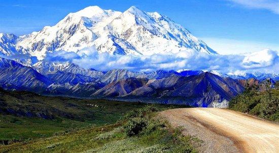 White Queen Travels