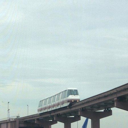 AirTrain Newark