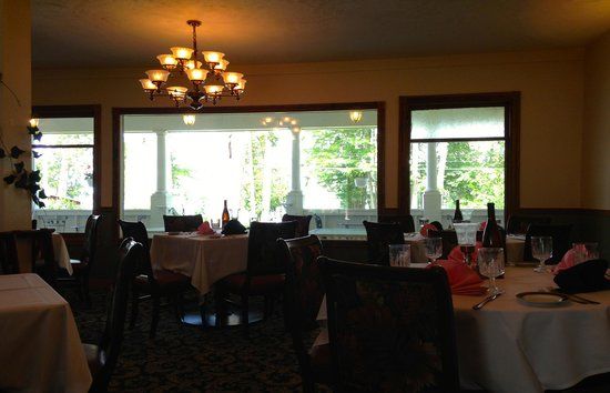 The Manor on Glen Lake