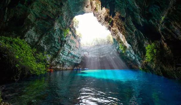 Grotta Lago Melissani