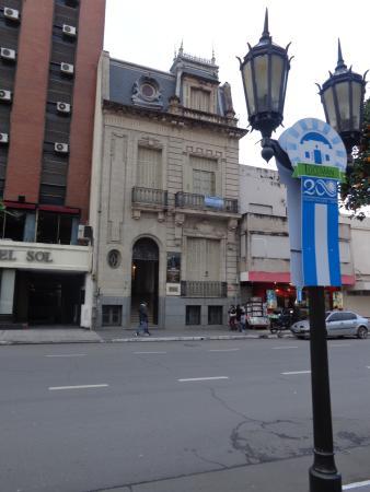 Centro Cultural Alberto Rouges