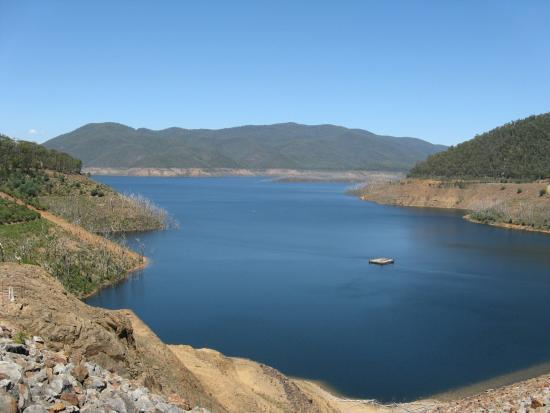 Dartmouth Dam