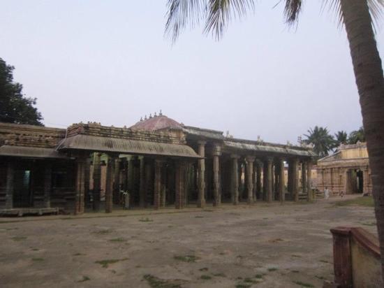 Vellai Pillayar Temple