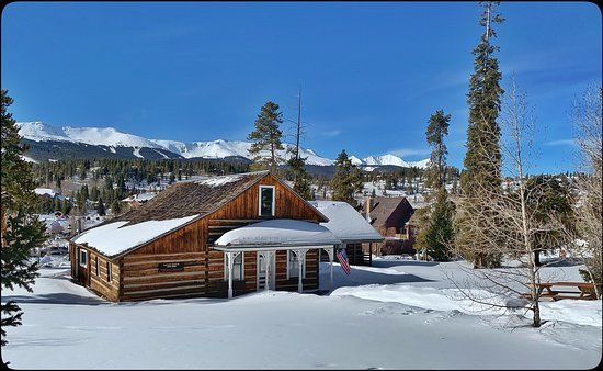 Edwin Carter Discovery Center