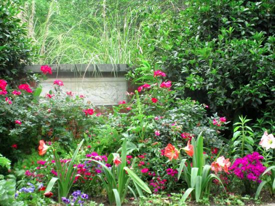 Jasmine Hill Gardens & Outdoor Museum