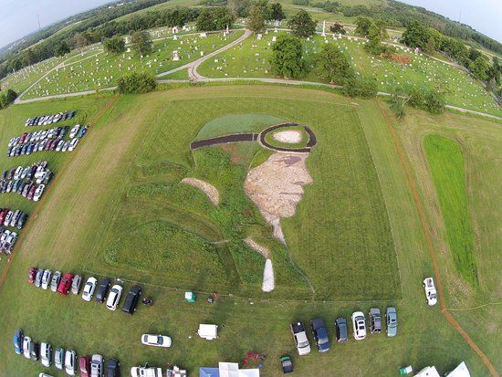 Amelia Earhart Earthwork