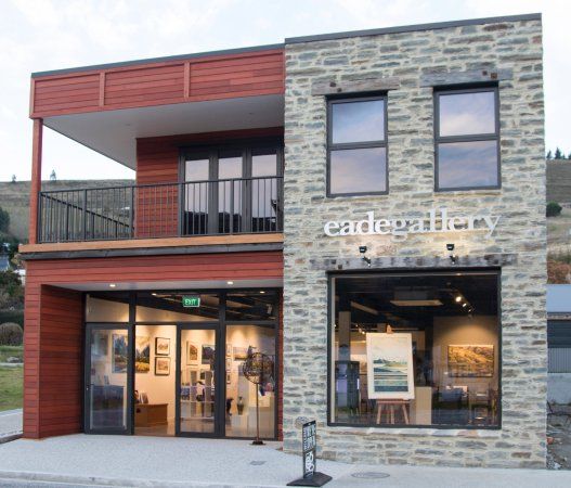 Eade Gallery