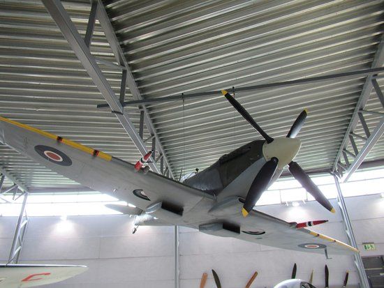 Forsvarets flysamling