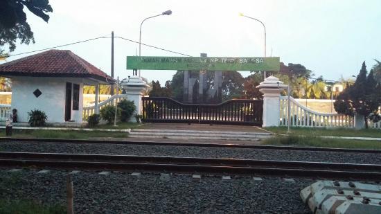 Taman Makam Pahlawan