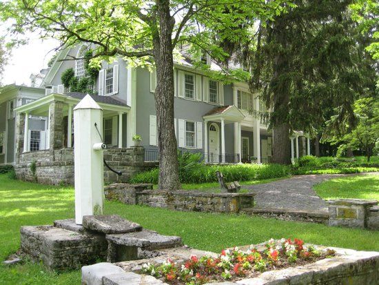 Columbus Chapel and Boal Mansion Museum