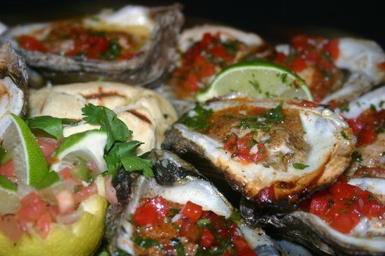 Hammerhead's Bar & Grille