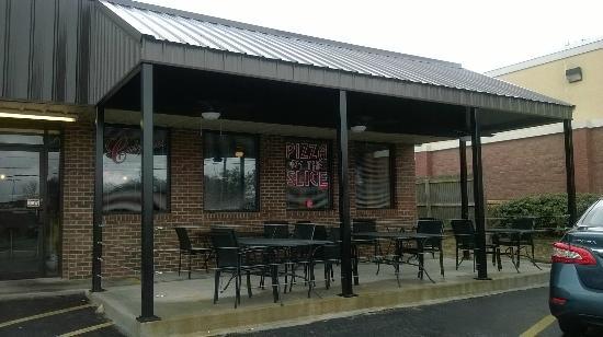 Johnny's New York Style Pizza