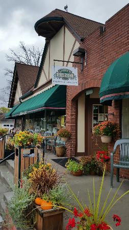 Larry's Brown Deer Market