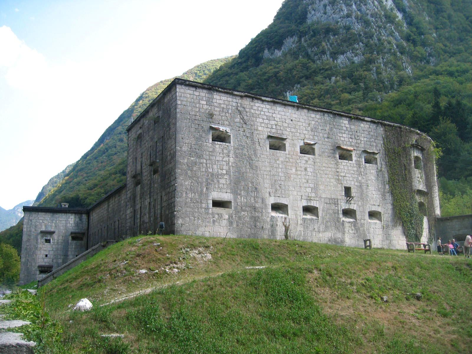 Kluze Fortress