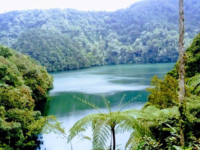 Balinsasayao Twin Lakes Natural Park