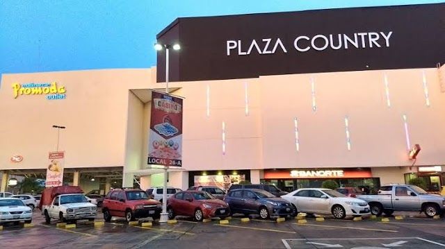 Plaza Country