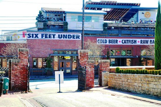 Six Feet Under Pub and Fish House