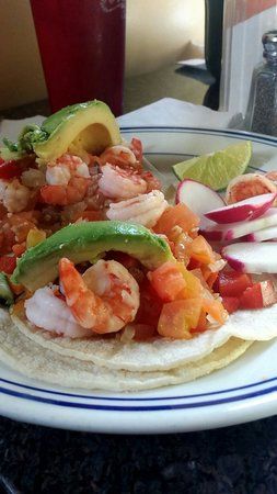 DOS Arbolitos Restaurant