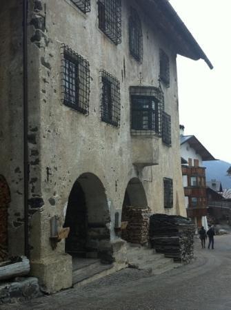 Istituto Istitut Cultural Ladin Cesa de Jan