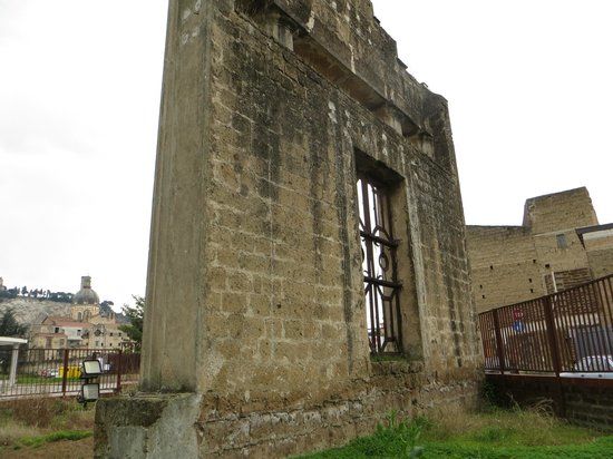Porta di Iano Pacifero