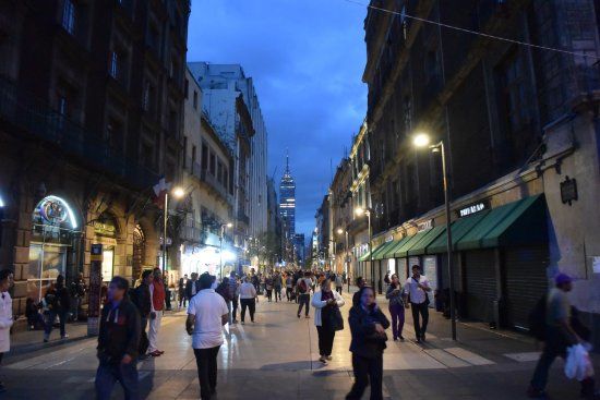 Rue commerçante Francisco I. Madero