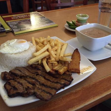 Pollos a LA Brasa El Chalan