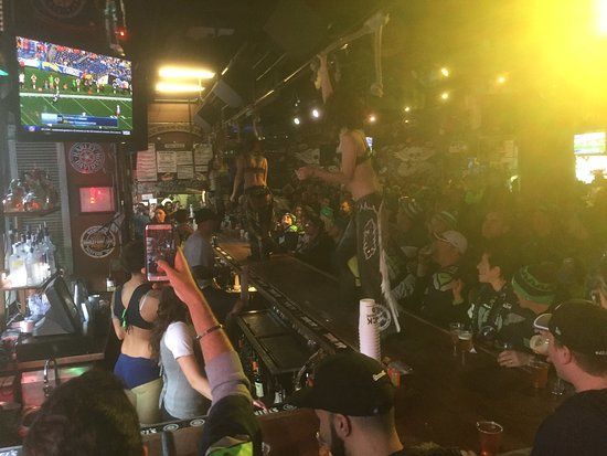 Cowgirls Inc. American Saloon