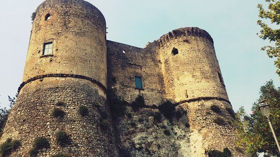 Castello Di Prata Sannita