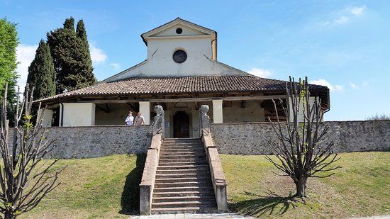 La Pieve di San Pietro di Feletto