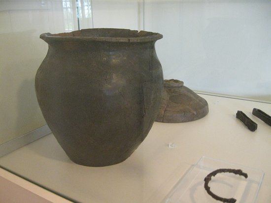 Antiquarium Di Tesis