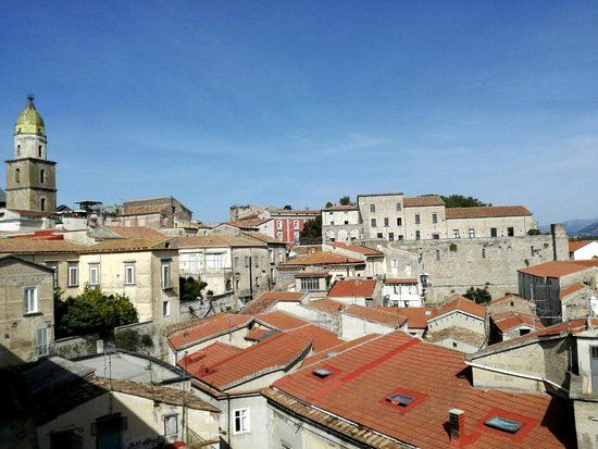 Il centro storico di Teano