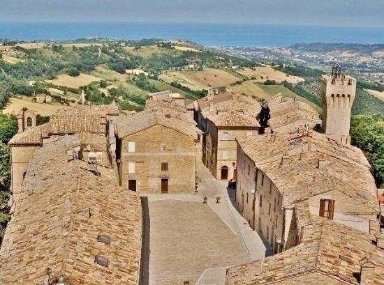 TOMAV - Torre di Moresco Centro Arti Visive