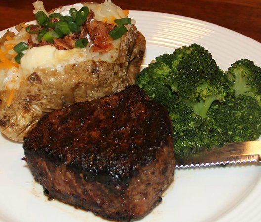 Lagniappe's Grill at Oaklawn Racing & Gaming