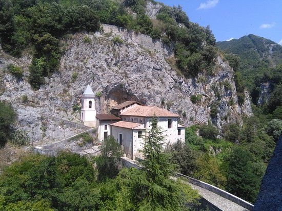 Santuario della Madonna di Costantinopoli
