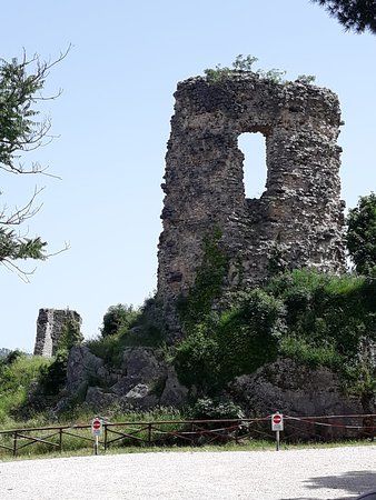 Castello di Monteforte