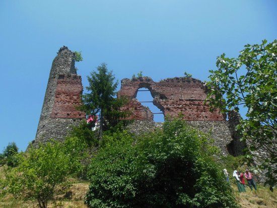 Borgo Fornari Castle