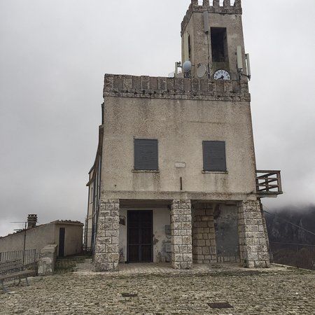 Castello di Gamberale