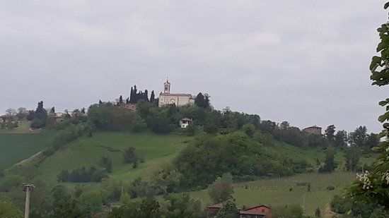Chiesa dei Santi Senesio e Teopompo Di Zappolino