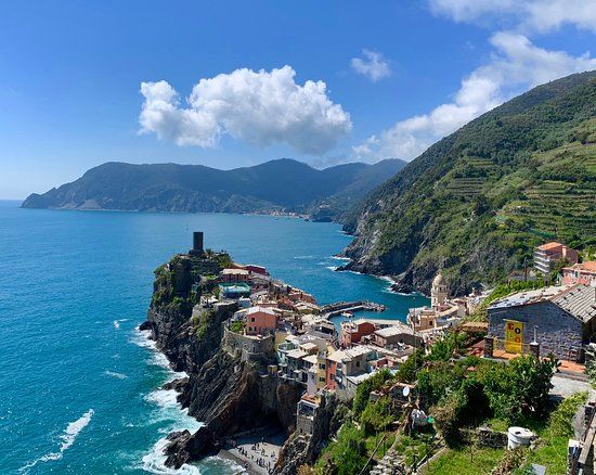 Vernazza Beach