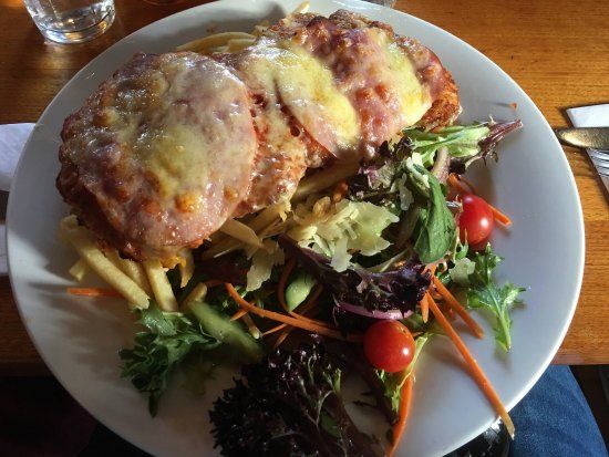 Pig & Whistle Tavern