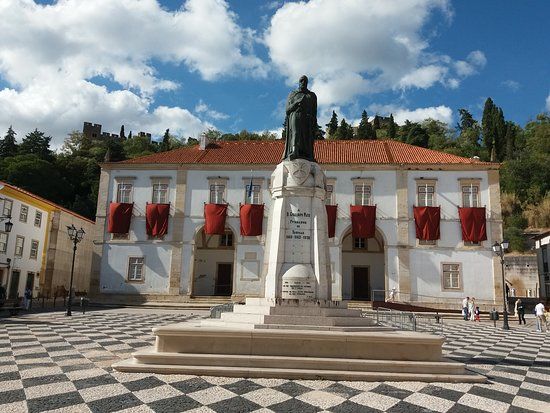 Estátua de D. Gualdim Pais